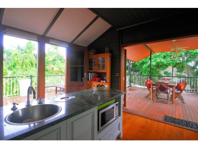 18 Garrick Street, Townsville City QLD 4810