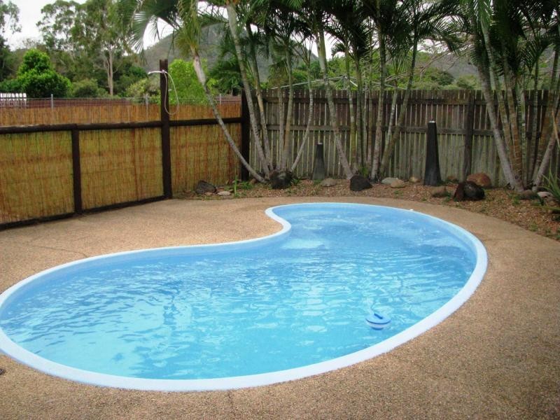 310 Pinnacle Drive, Rasmussen QLD 4815