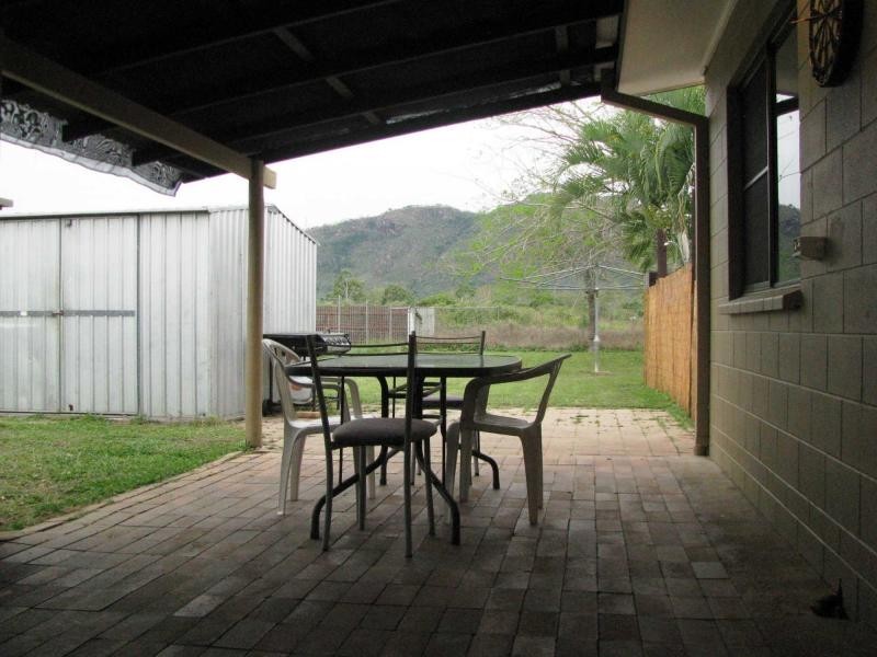 310 Pinnacle Drive, Rasmussen QLD 4815