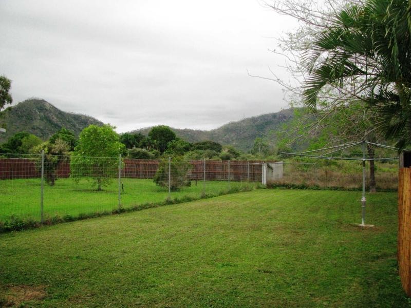 310 Pinnacle Drive, Rasmussen QLD 4815