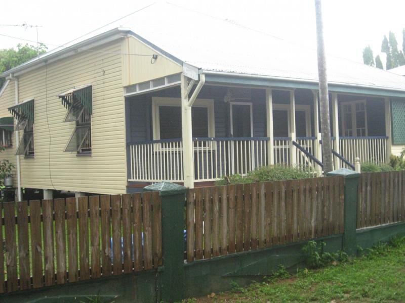 4 Nelson Street, South Townsville QLD 4810