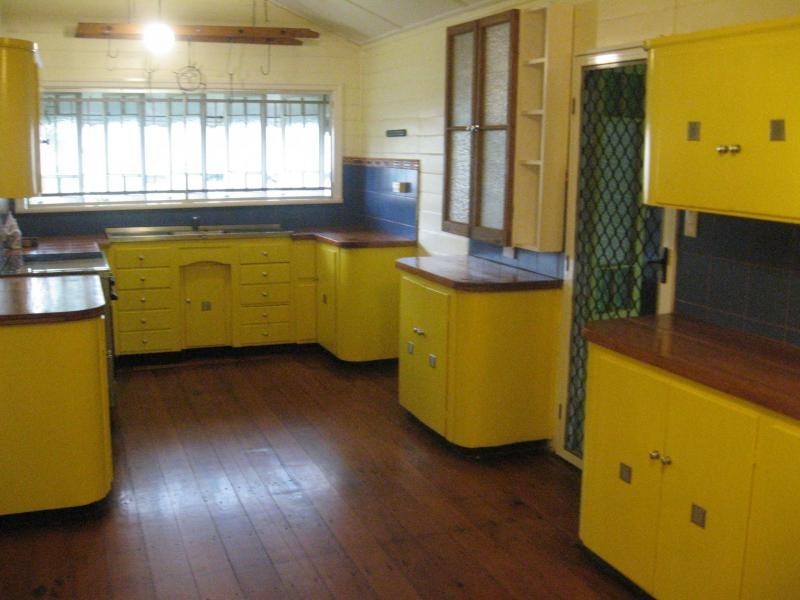 4 Nelson Street, South Townsville QLD 4810