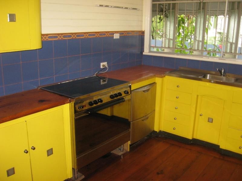 4 Nelson Street, South Townsville QLD 4810