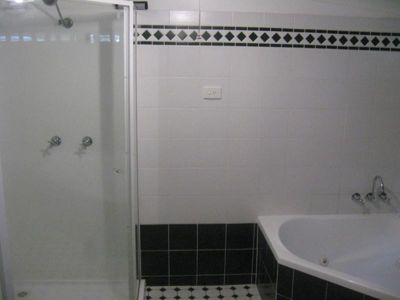 4 Nelson Street, South Townsville QLD 4810