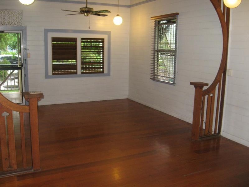 4 Nelson Street, South Townsville QLD 4810