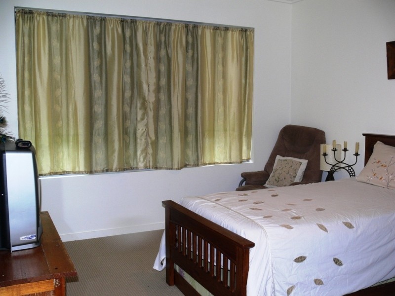 15 Margarita Court, Bushland Beach QLD 4818