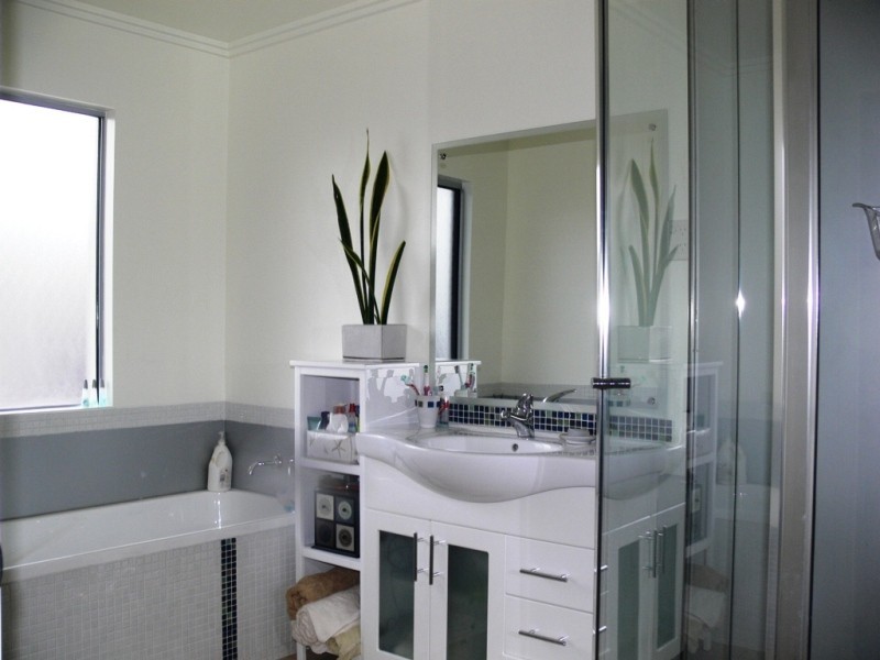 15 Margarita Court, Bushland Beach QLD 4818