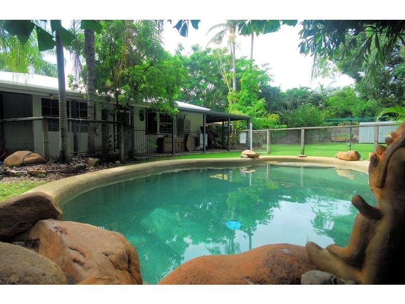 6 Kurrajong Court, Bushland Beach QLD 4818