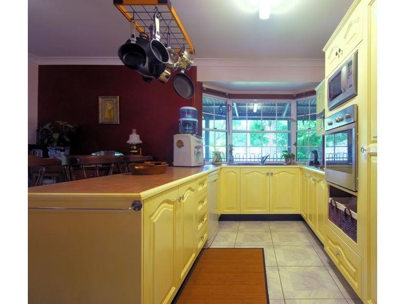 6 Kurrajong Court, Bushland Beach QLD 4818