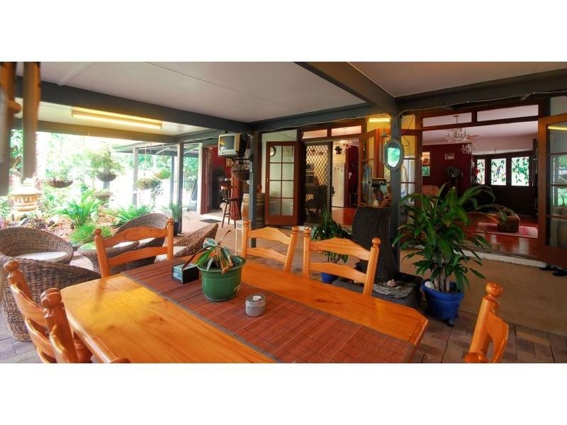 6 Kurrajong Court, Bushland Beach QLD 4818