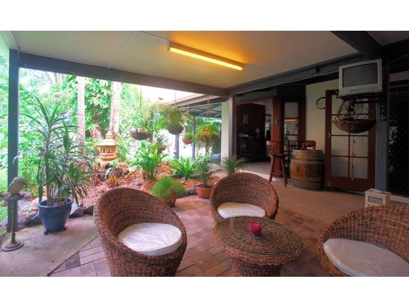 6 Kurrajong Court, Bushland Beach QLD 4818