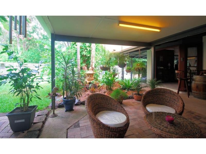 6 Kurrajong Court, Bushland Beach QLD 4818