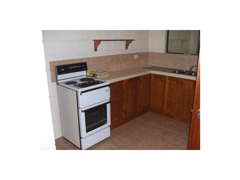 4/23 Park Street, Pimlico QLD 4812