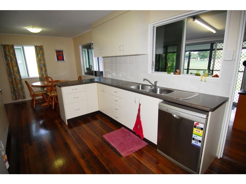 67 Grosvenor Street, Pimlico QLD 4812