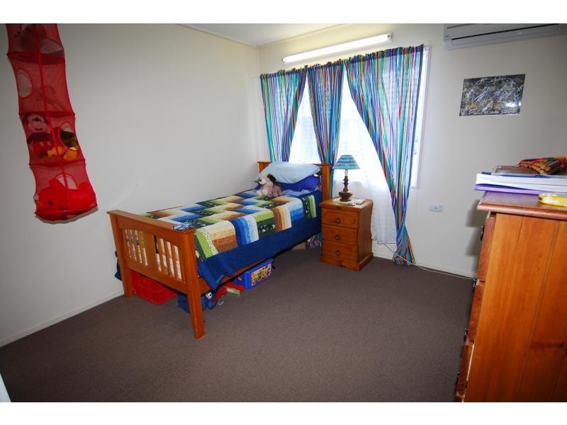 67 Grosvenor Street, Pimlico QLD 4812