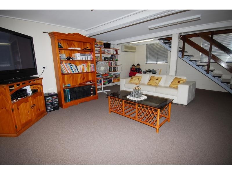 67 Grosvenor Street, Pimlico QLD 4812