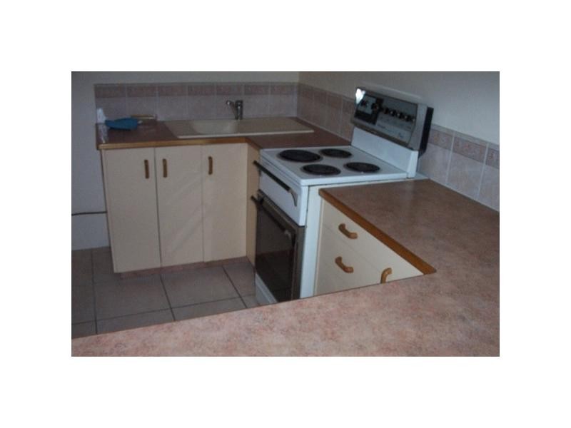 2/150 Mitchell Street, North Ward QLD 4810