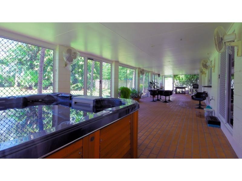 12 Bunya Street, Bushland Beach QLD 4818