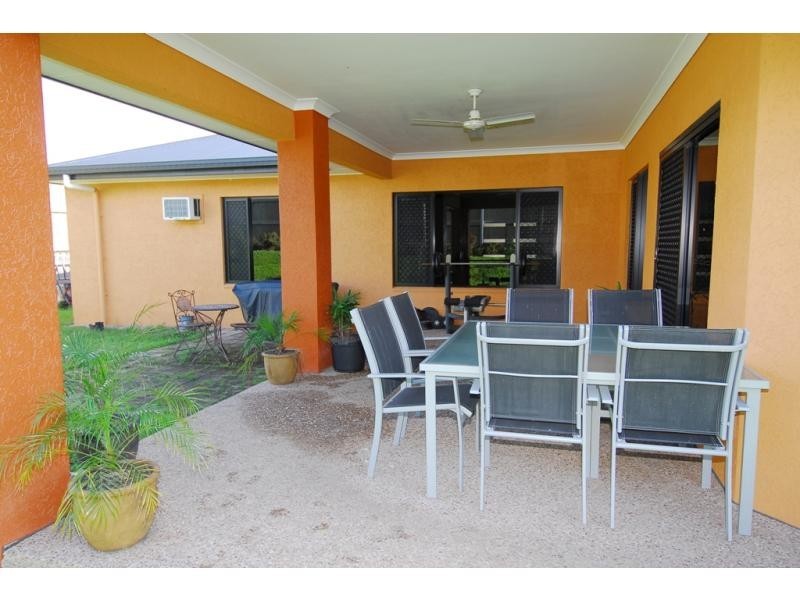 12 Rangeleigh Court, Mount Louisa QLD 4814