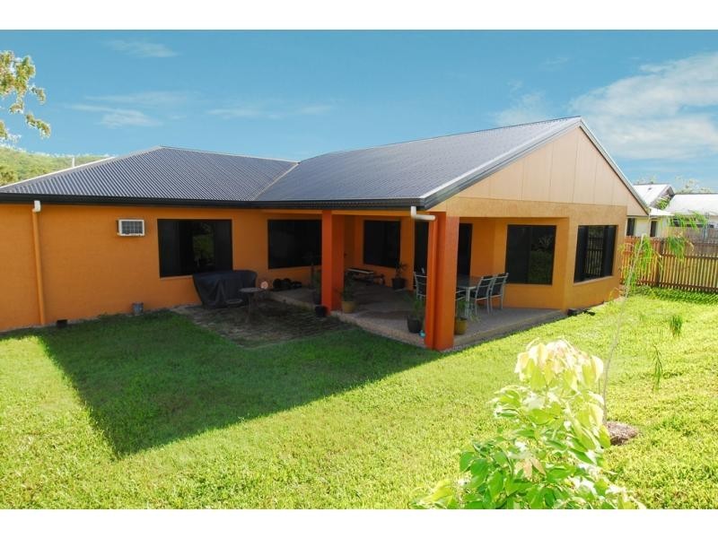 12 Rangeleigh Court, Mount Louisa QLD 4814