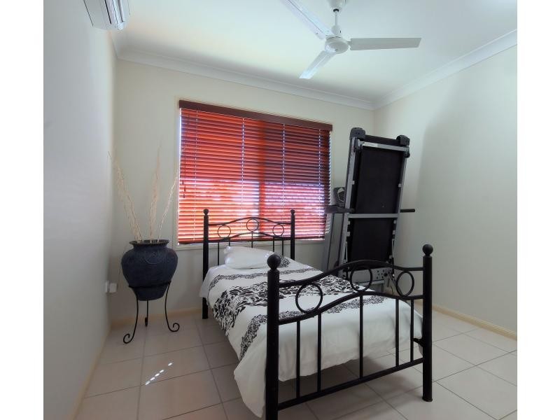 105 Shutehaven Circuit, Bushland Beach QLD 4818