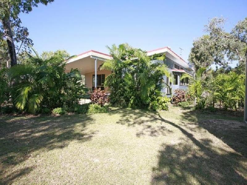 35 Borton Street, Balgal Beach QLD 4816