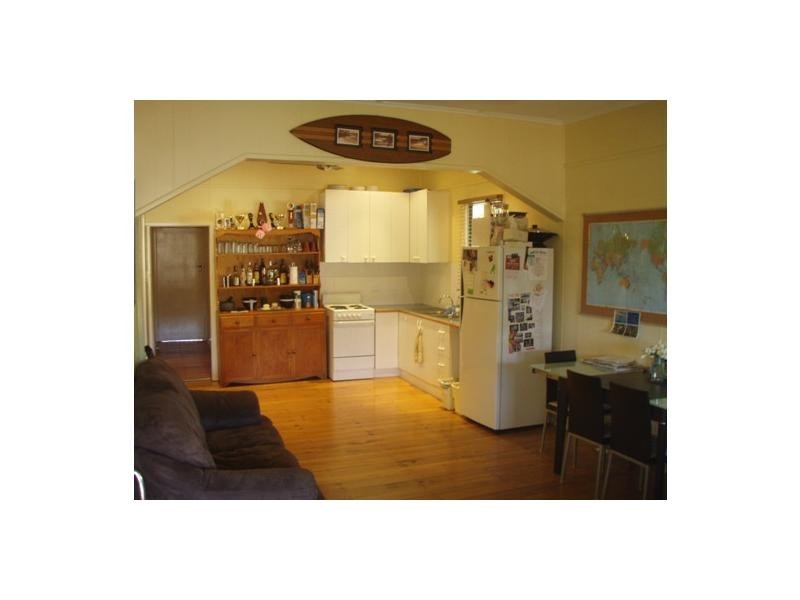 16 Allen Street, South Townsville QLD 4810