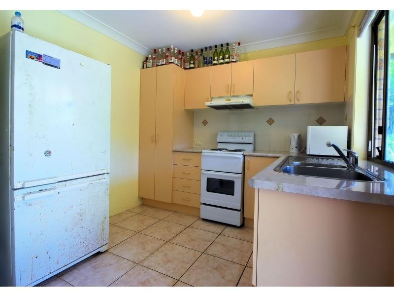 4 Riesling Court, Condon QLD 4815