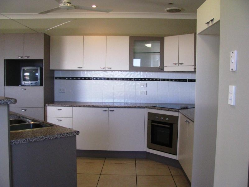 9 Eastlake Avenue, Fairfield Waters, Idalia QLD 4811