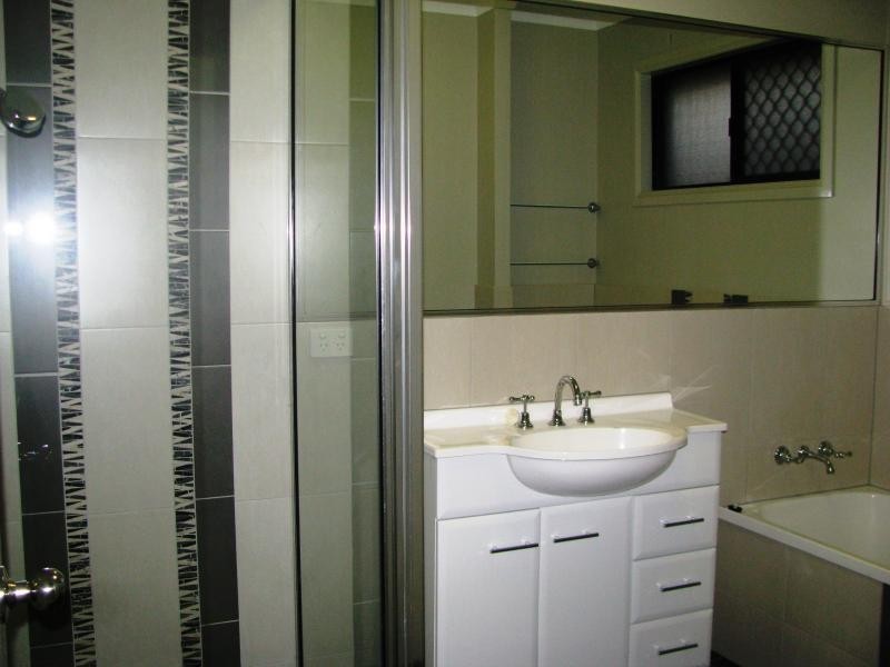 9 Eastlake Avenue, Fairfield Waters, Idalia QLD 4811