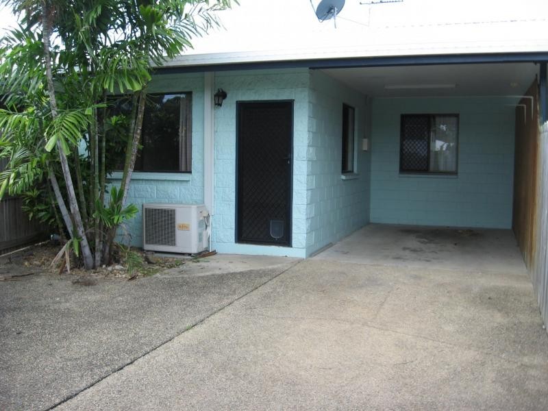 4/19 Gladstone Street, Pimlico QLD 4812