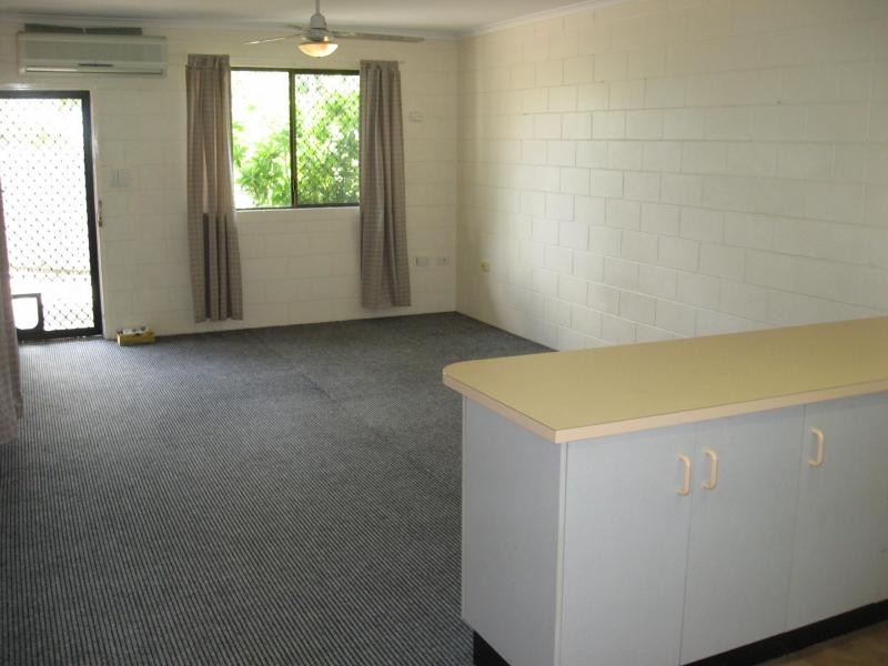 4/19 Gladstone Street, Pimlico QLD 4812