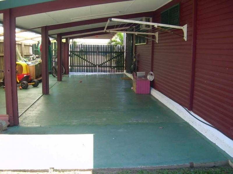27 Marlynda Avenue, Cranbrook QLD 4814