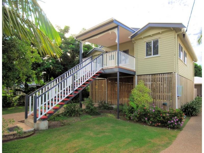 21a Lothair Street, Pimlico QLD 4812