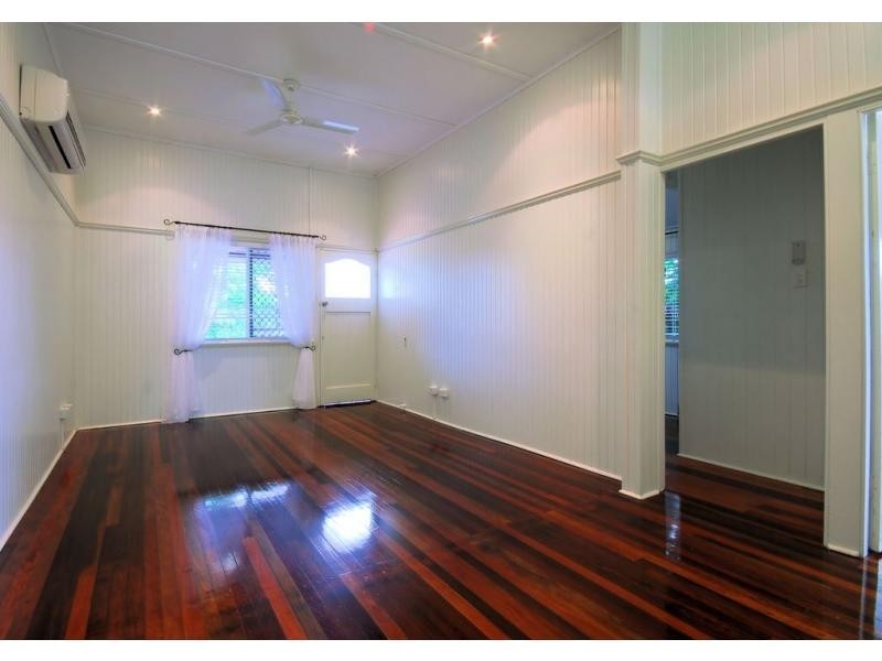 21a Lothair Street, Pimlico QLD 4812