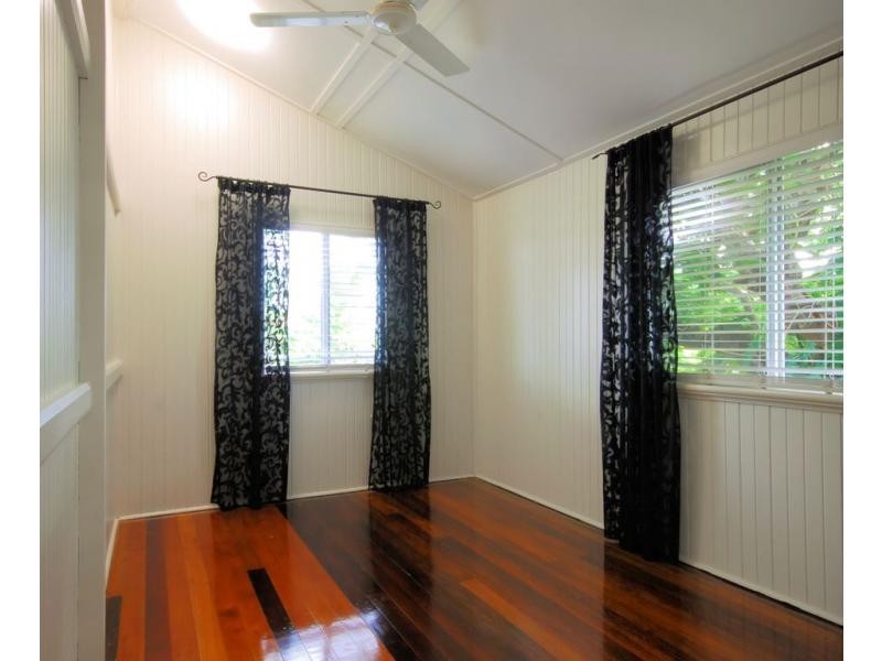 21a Lothair Street, Pimlico QLD 4812