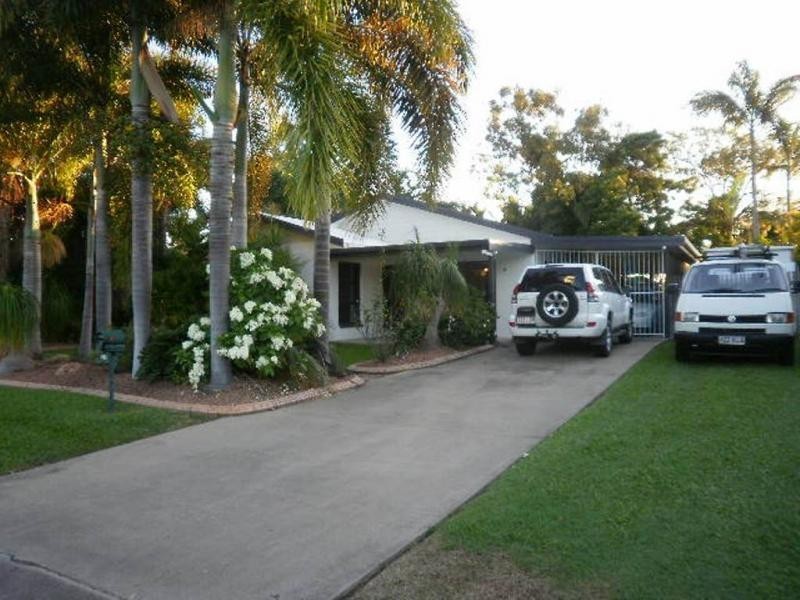 21 Leila Avenue, Rasmussen QLD 4815