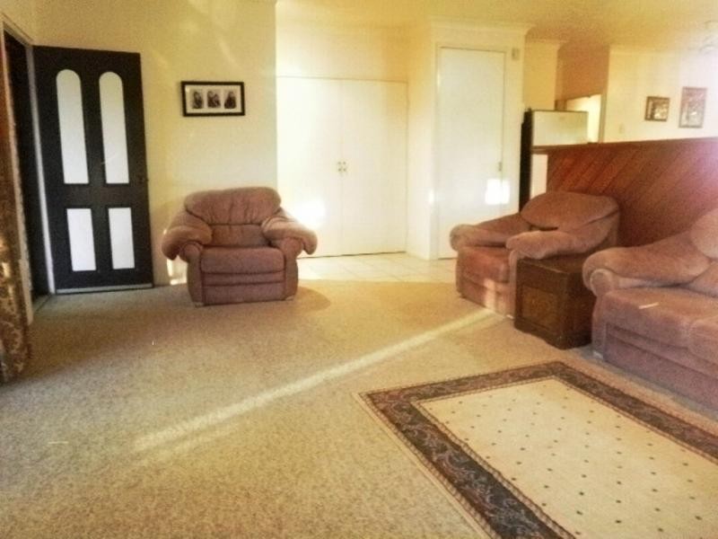 21 Leila Avenue, Rasmussen QLD 4815