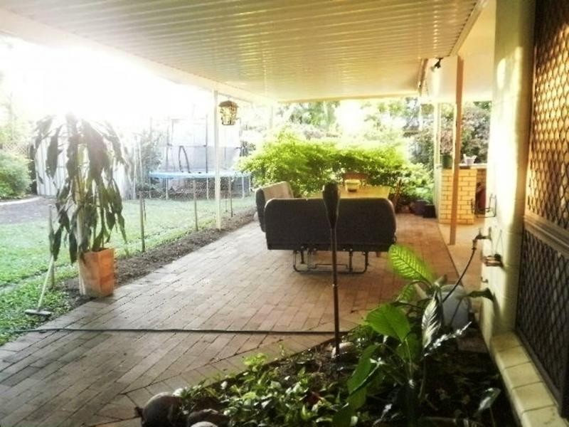 21 Leila Avenue, Rasmussen QLD 4815
