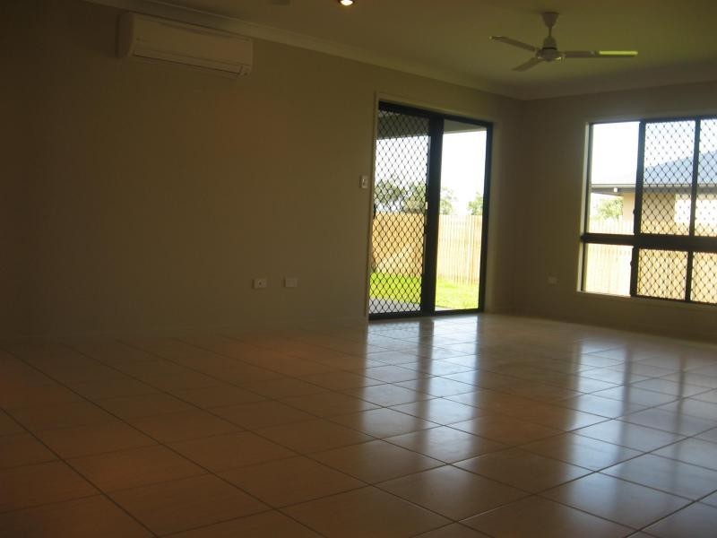 13 Trigger Court, Mount Louisa QLD 4814