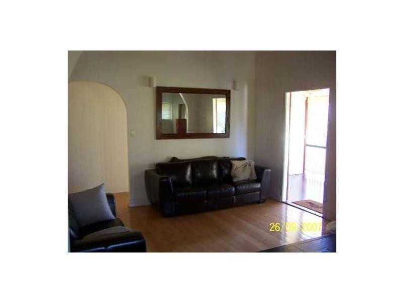 40 Armstrong Street, Hermit Park QLD 4812