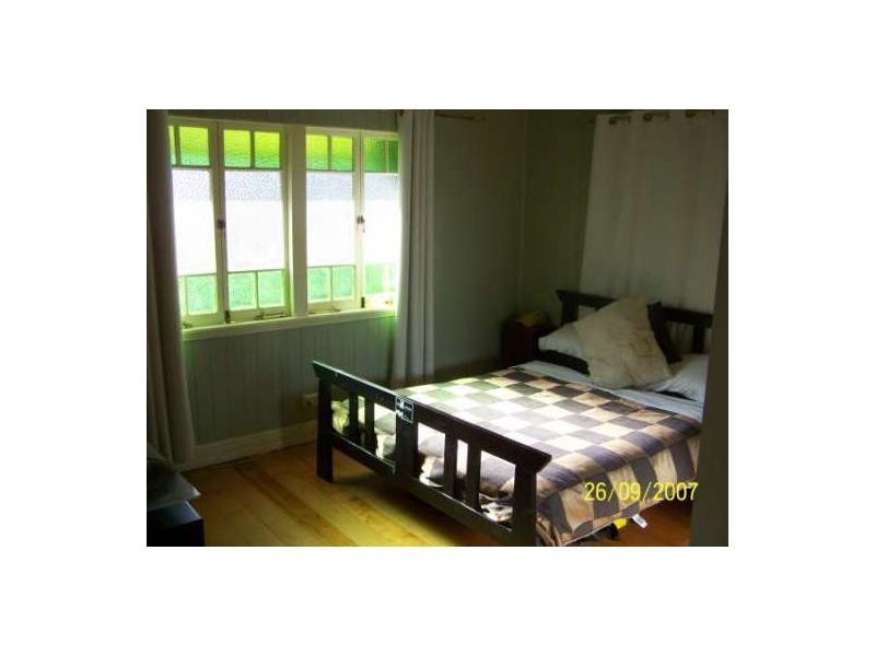 40 Armstrong Street, Hermit Park QLD 4812