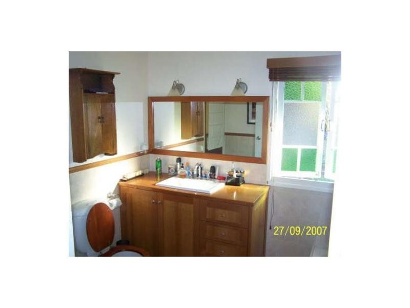 40 Armstrong Street, Hermit Park QLD 4812