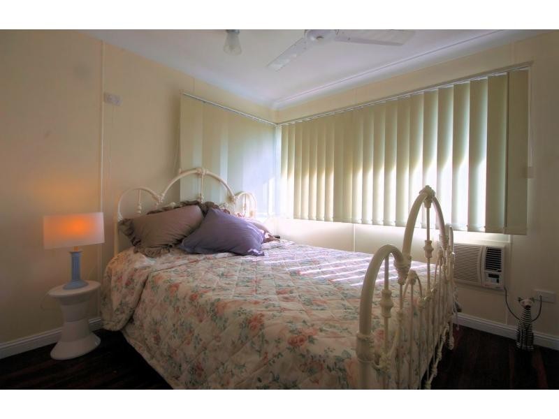 24 Hutchins Street, Heatley QLD 4814