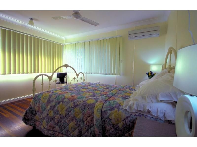 24 Hutchins Street, Heatley QLD 4814