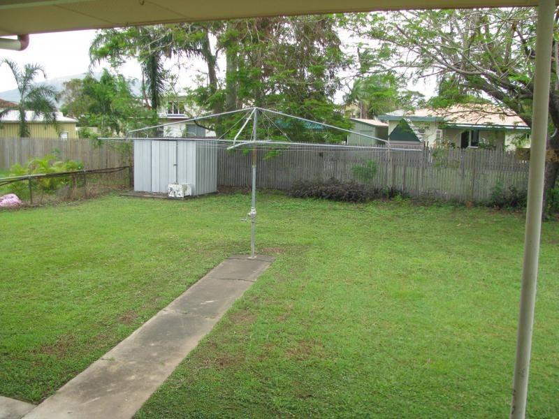 6 Bailey Street, Gulliver QLD 4812