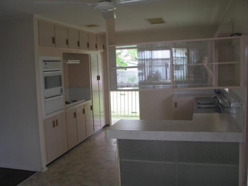 6 Bailey Street, Gulliver QLD 4812