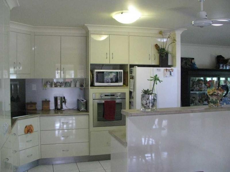 4 Leah Court, Heatley QLD 4814