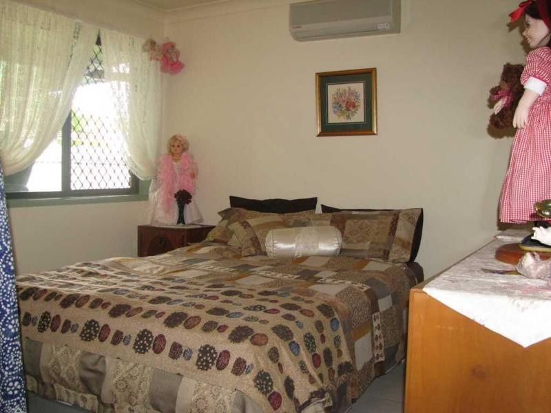 4 Leah Court, Heatley QLD 4814