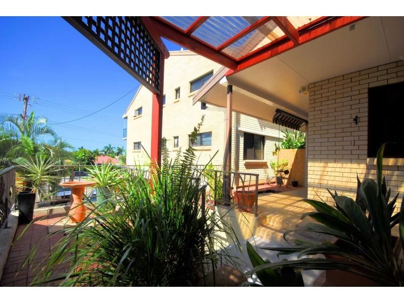 3/64 Warburton Street, North Ward QLD 4810